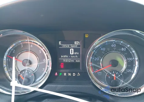 2013 Chrysler Town & Country Touring из США, поврежденный, VIN 2C4RC1BG2DR747867